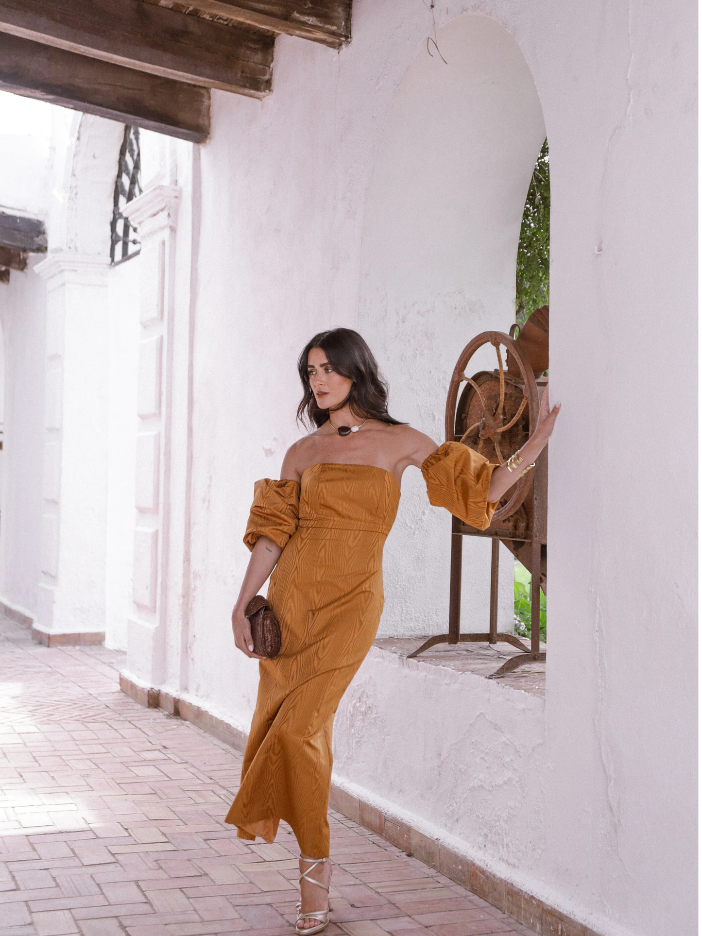 VESTIDO CHICLANA