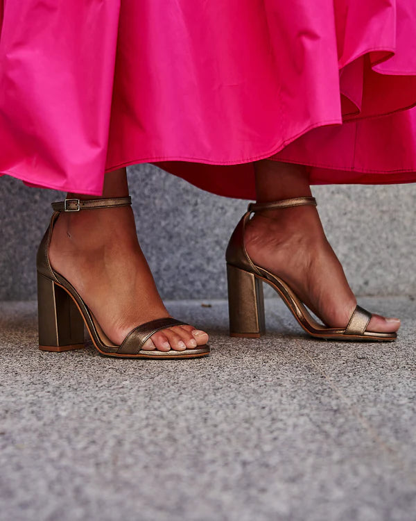 SANDALIAS SUECA
