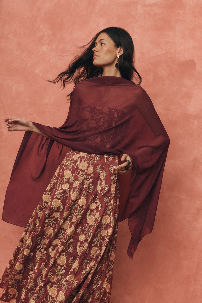 VESTIDO BARCELONA CON CAPA